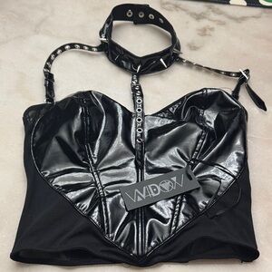 Widow harness spiked top